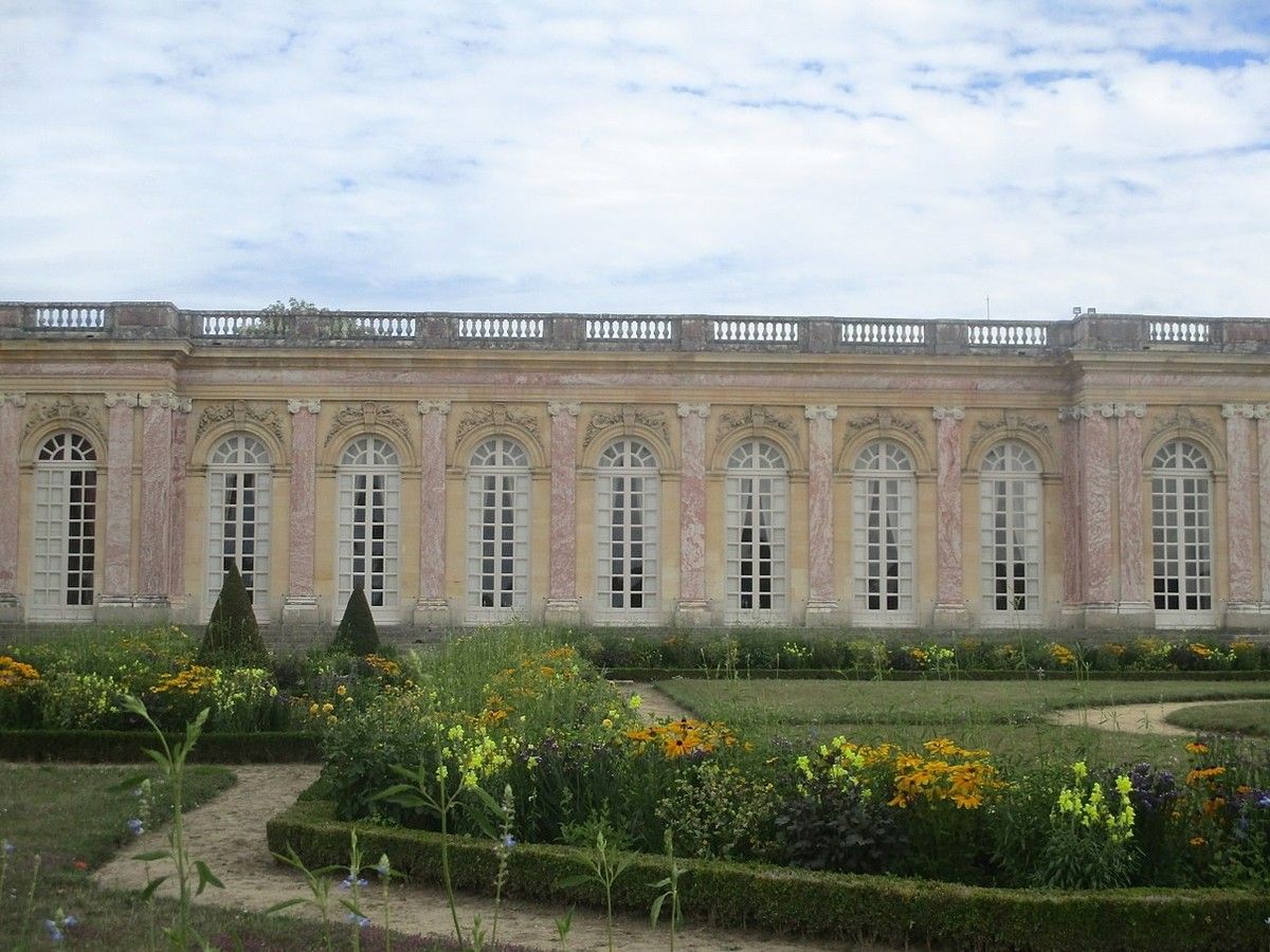 TRESORS DU PATRIMOINE FRANCAIS : VERSAILLES (YVELINES) - LE GRAND TRIANON