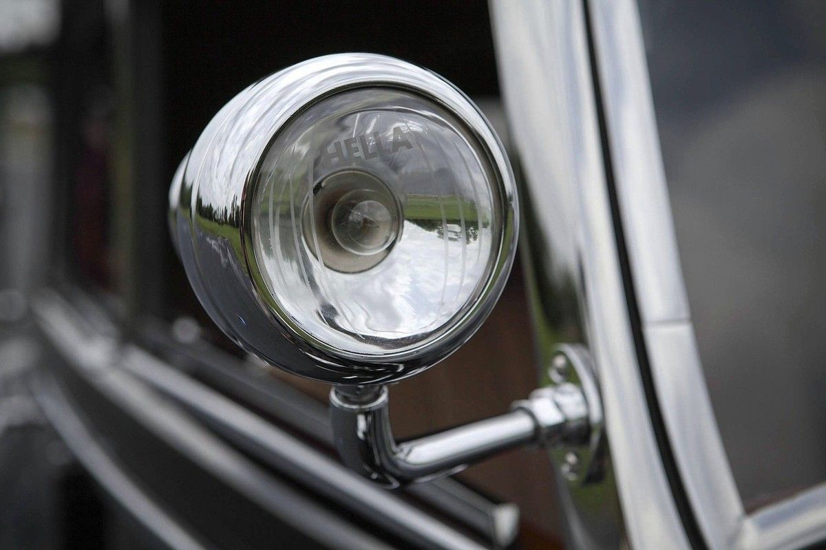 VOITURES DE LEGENDE (1522) : MERCEDES-BENZ TYPE 290 CABRIOLET D - 1934