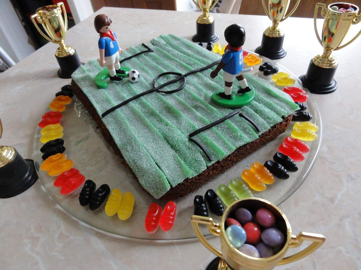 Un Gateau Terrain De Foot A Devorer Lucky Sophie Blog Famille Voyage
