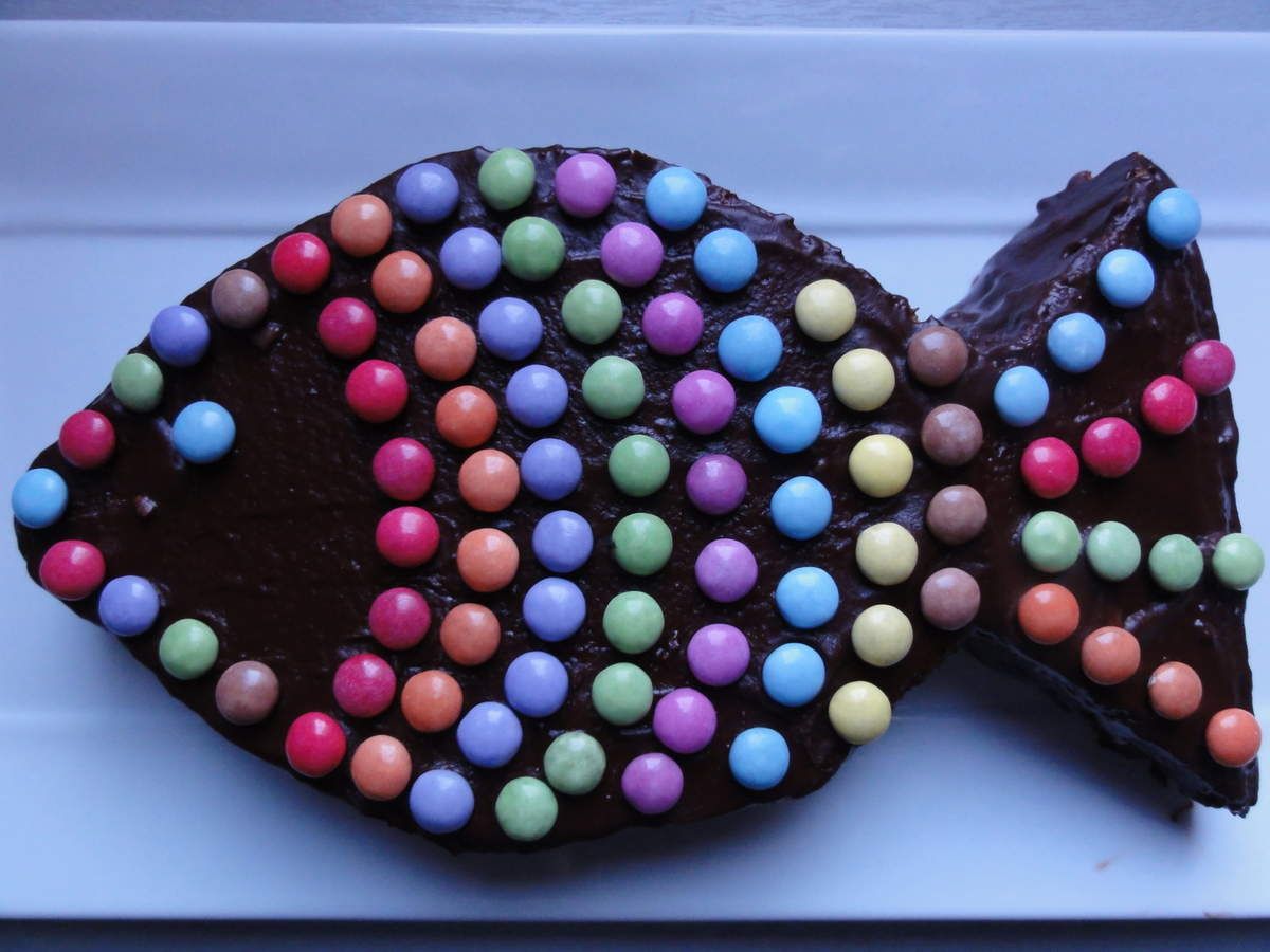 Poissons D Avril En Gateau Et Smarties Lucky Sophie Blog Famille Voyage