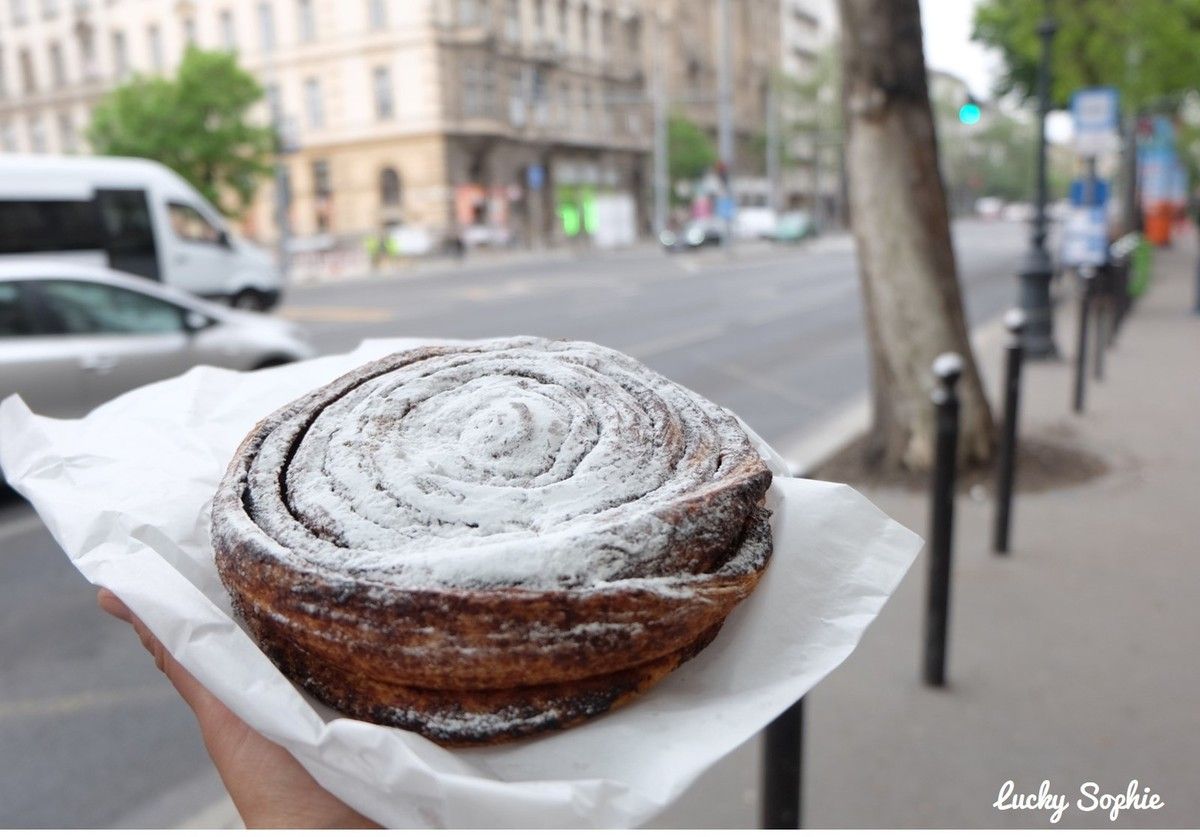 A la boulangerie, on a adoré les roulés au chocolat !