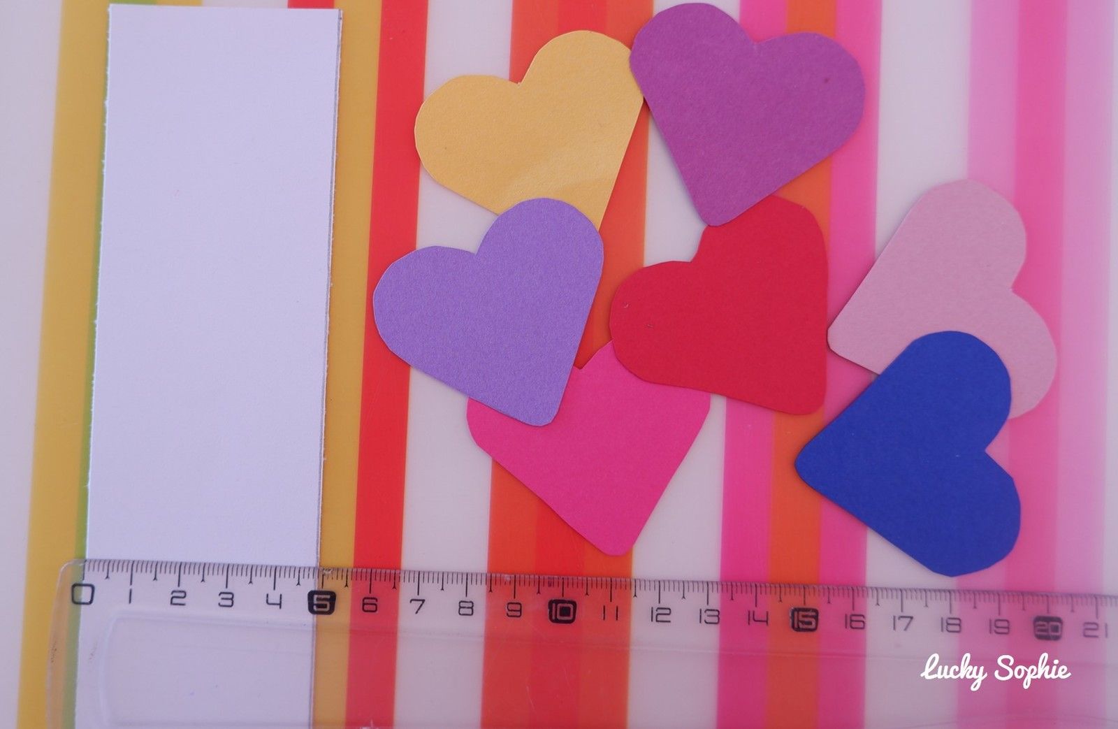 Carte Coeurs Animee A Tirette Diy Fete Des Meres Lucky Sophie Blog Famille Voyage Carte Coeurs Animee A Tirette Diy Fete Des Meres Lucky Sophie Blog Famille Voyage