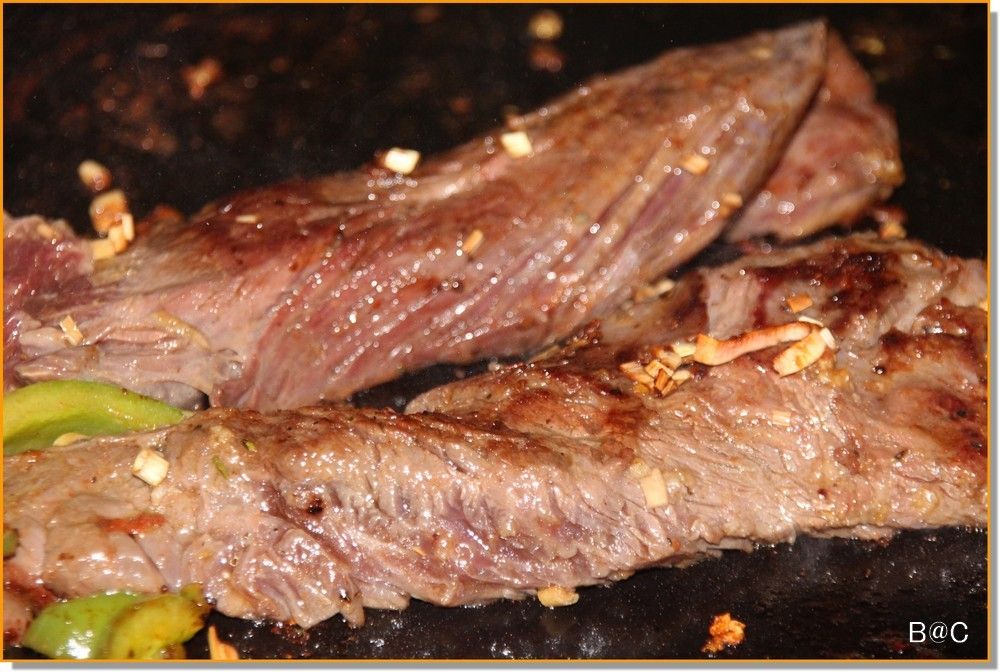 Boeuf mariné à la thaï, sauce cacahuètes - Le Blog à Croquer