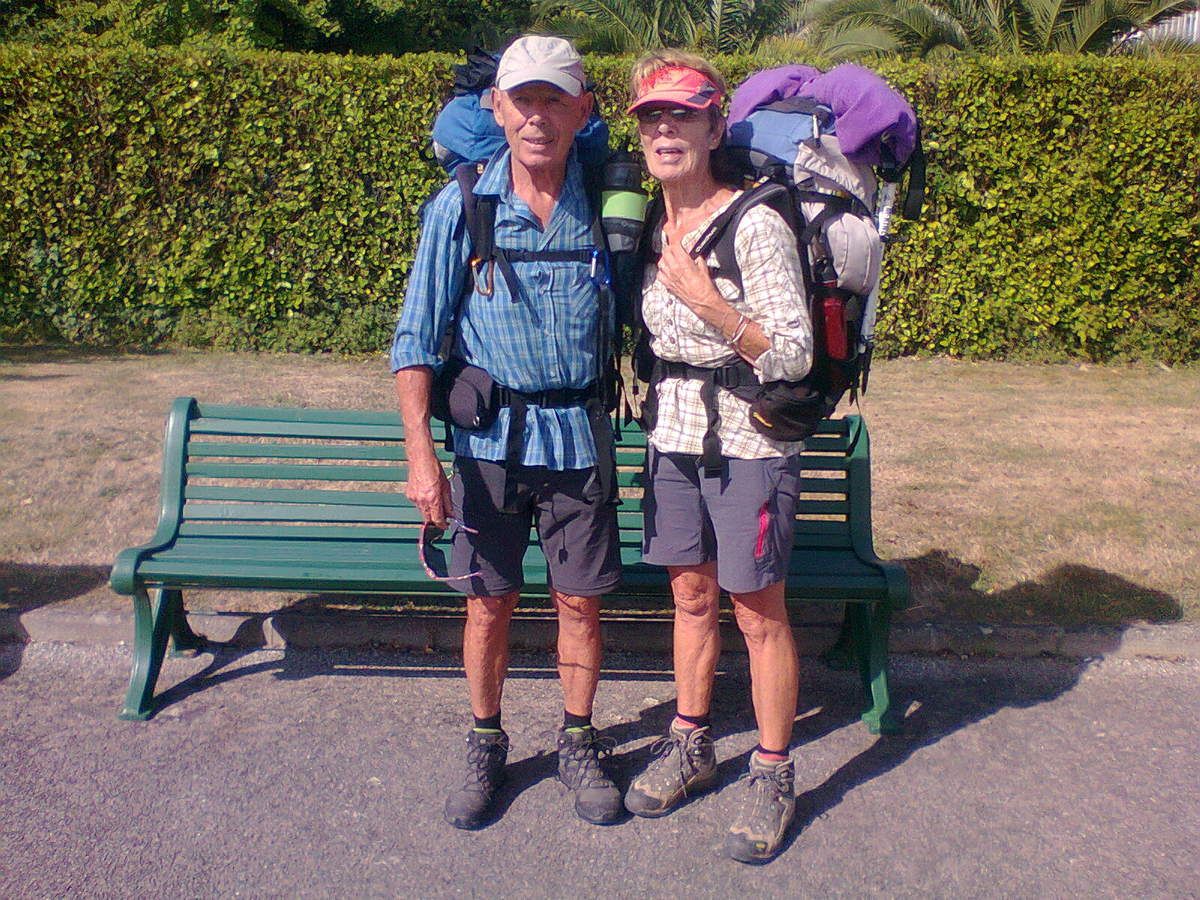 Sur le dos, 15 kilos pour Jacky et 12 kg pour Jeanine.