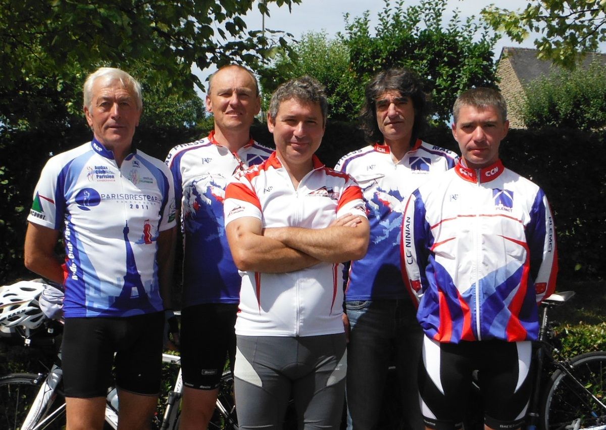 Jean, Olivier, Jean-Philippe, Philippe, Franck, notre équipe du CC du Ninian en 2015. Absent sur la photo, Dominique.