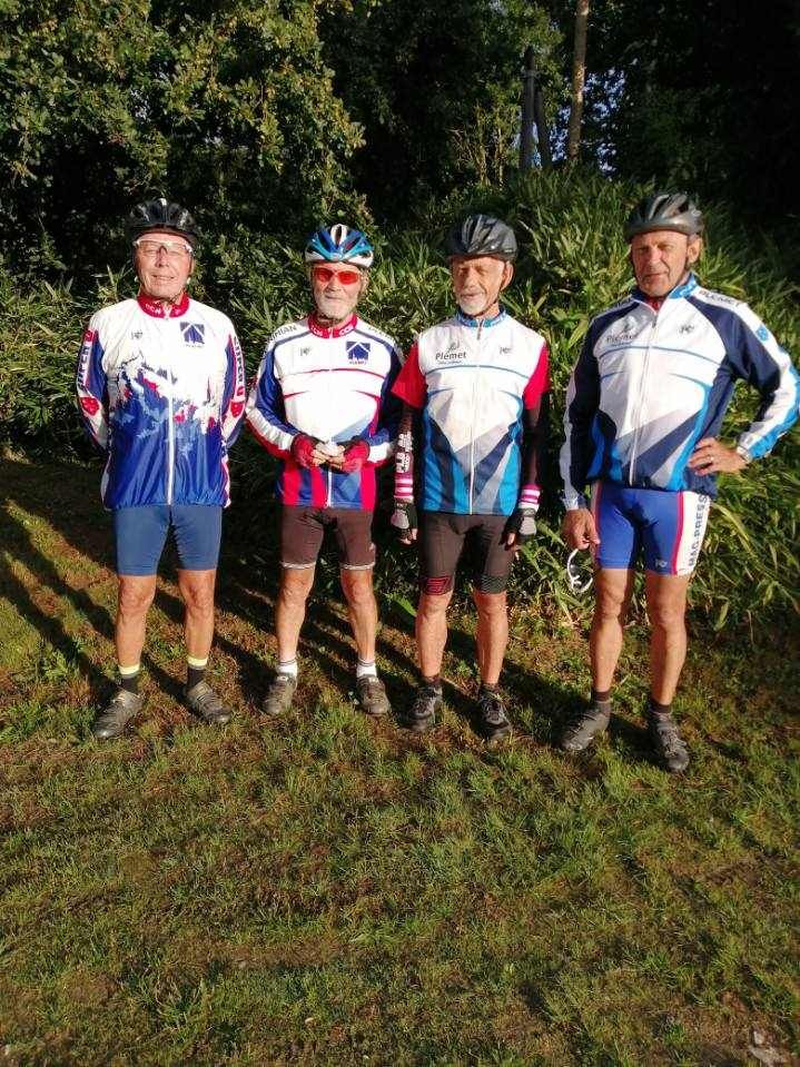 Au Pont Querra avant le départ de 9 heures.