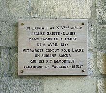Plaque commémorative sur la façade du couvent Ste-Claire.
