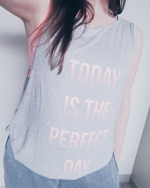 today_is_the_perfect_day_quote_citation_clothes_vetements