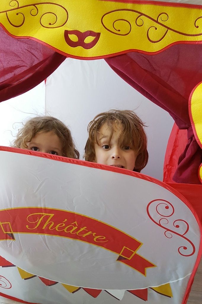 Développer l'imagination des enfants avec un spectacle de marionnettes