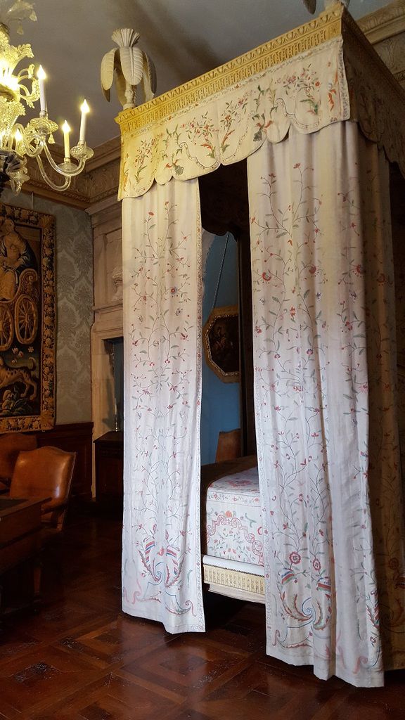 chambre_madame_sevigne_chateau_grigan