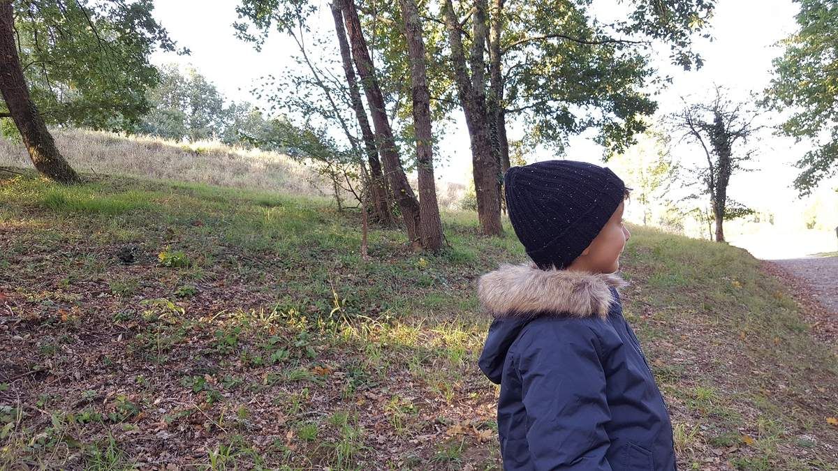 bonnets pour les enfants en pure laine de qualité