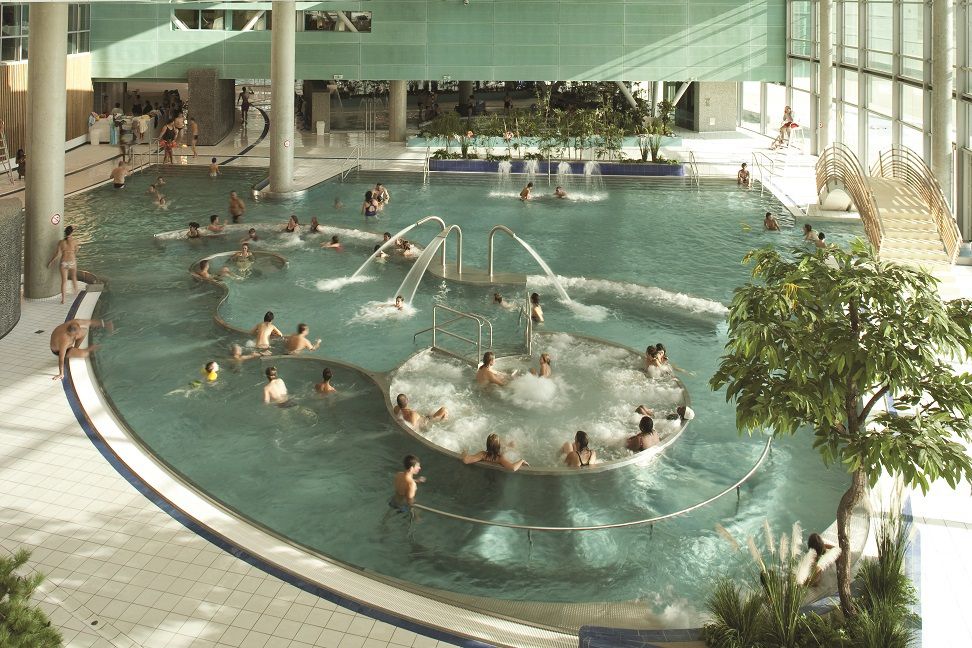 piscines et bassins aquatiques chartres l'odyssée vert marine