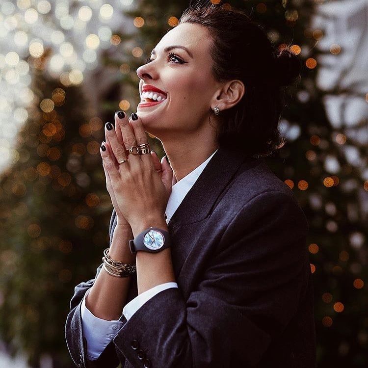 montres rondes pour les femmes