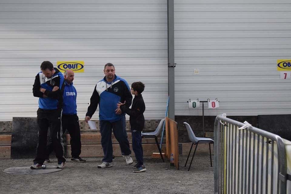 1 er tour du tir precision de Lecussan Gerard Delom a la 1er place 47 points