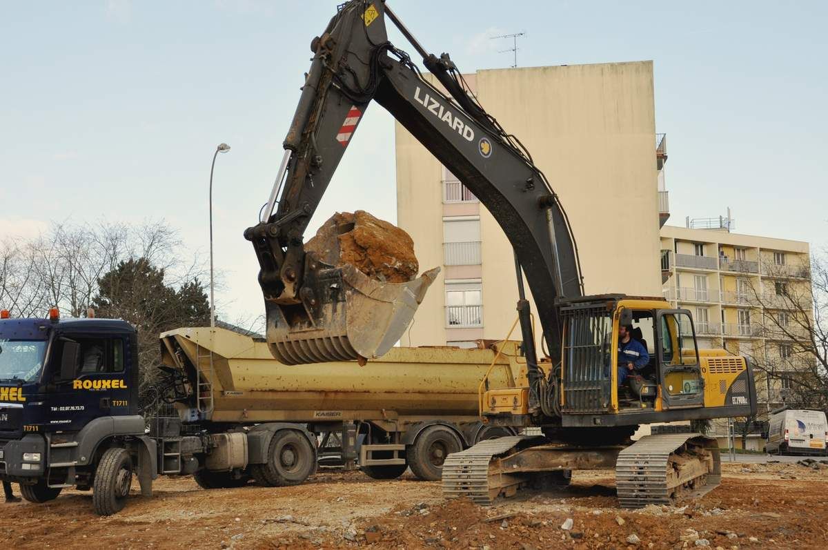 La dernière pelletée de la vieille galerie