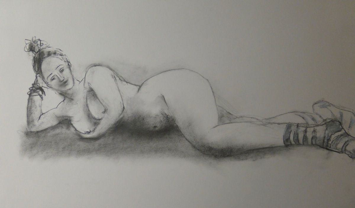 "lady en chaussettes"- fusain sur papier - 50 cm x 70 cm