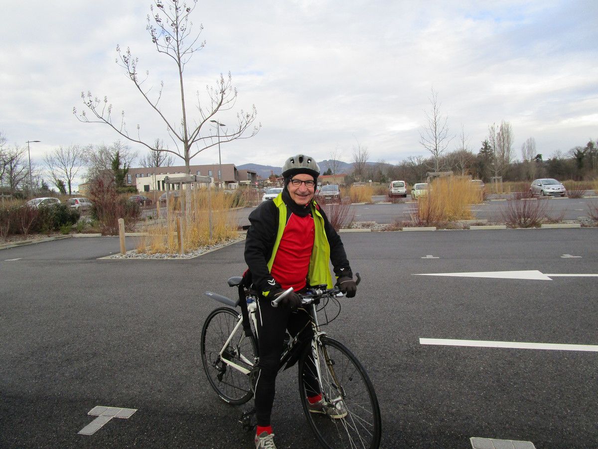 Jacques venu et reparti  en vélo depuis Grézieux La Varenne: 91km au compteur!! Bravo!!