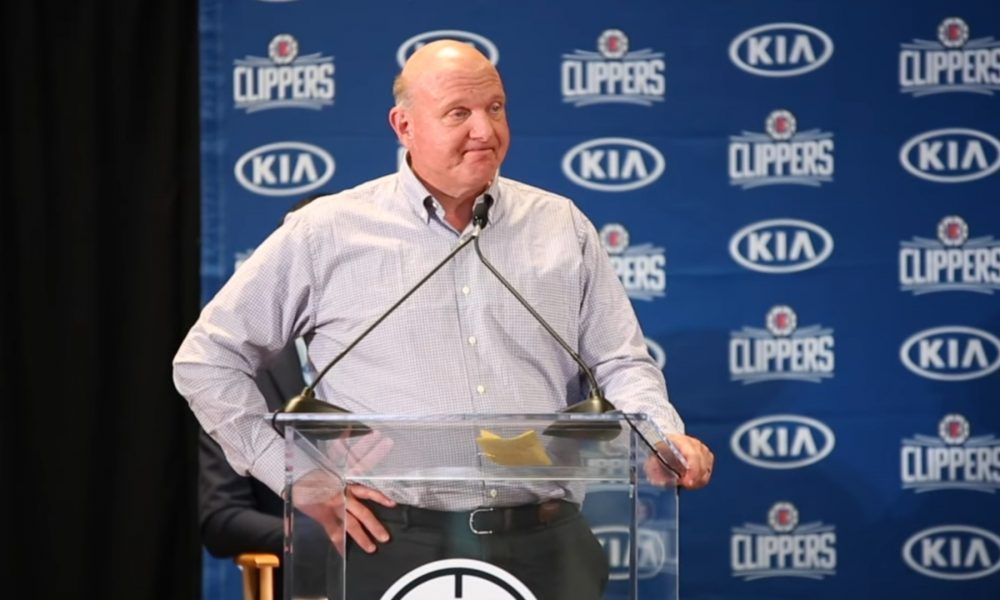 Steve Ballmer achète le Forum