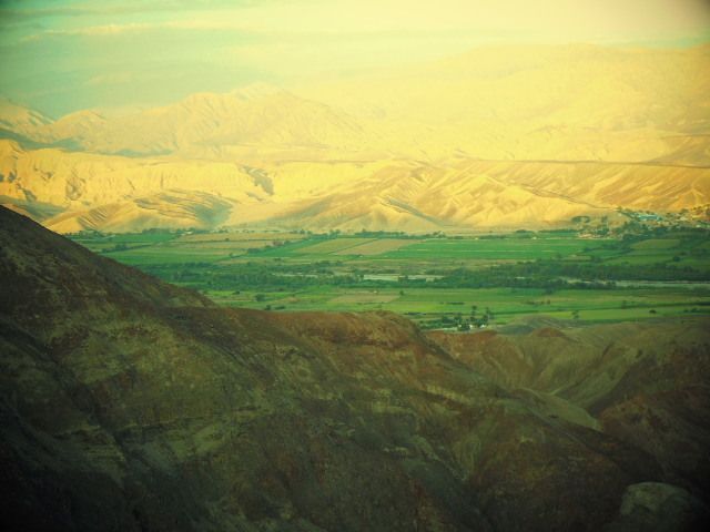 la côte, le désert, les lignes de Nazca, l'arrivée dans la vallée de Nazca 