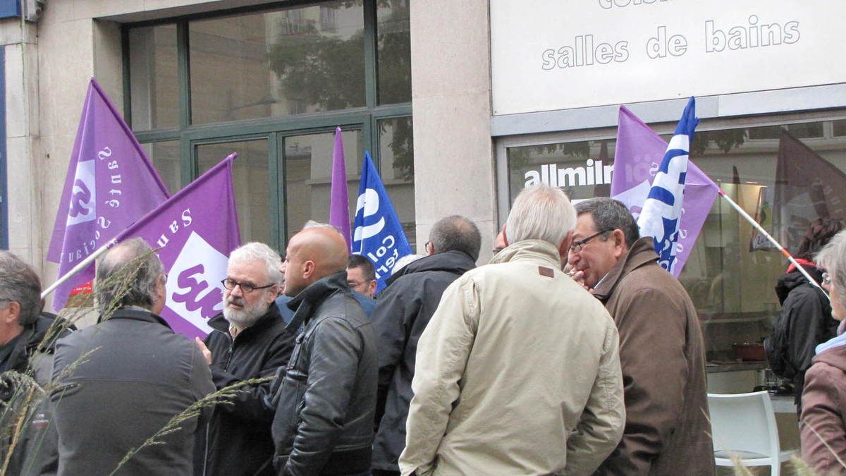 Les manifestants dans les rues de Rouen