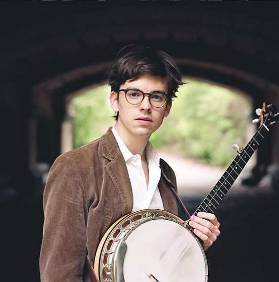 Carson McKee et Josh Turner en Bretagne et chantant en Breton