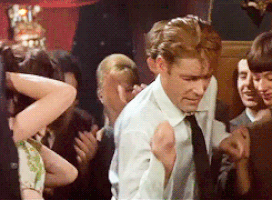 Danse de Peter O'Toole dans Quoi de neuf Pussycat en 1965