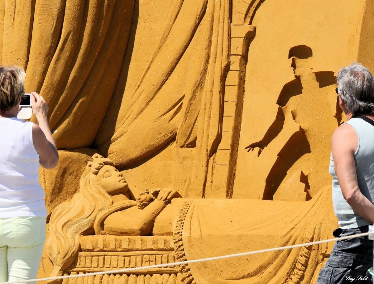 Festival de sculptures sur sable 2015 : c’est la «Fête Givrée » au Touquet-Paris-Plage et à Ostende
