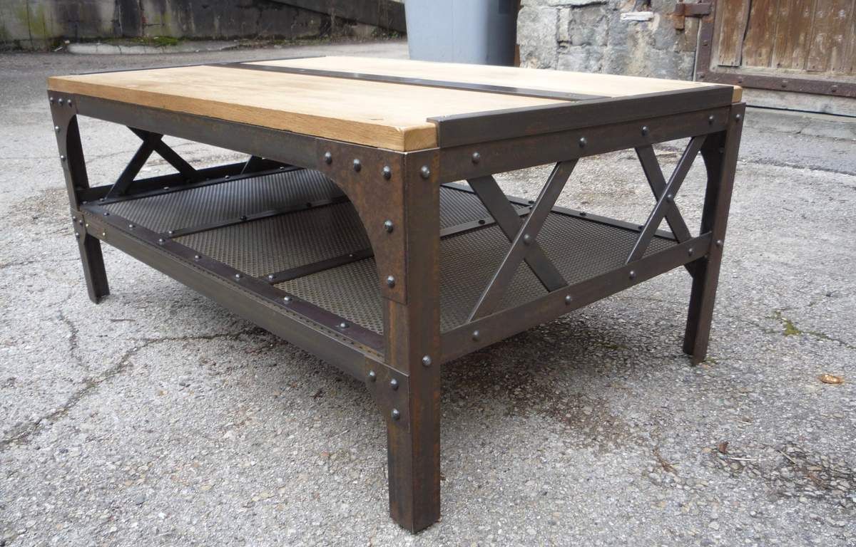 TABLE BASSE MÉTAL RIVETÉE 'EIFFEL' PLATEAUX CHÊNE ET TÔLE AJOURÉE 2017