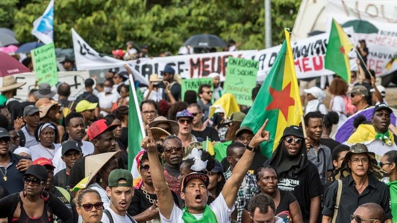 Après un mois de conflit social, la Guyane poursuit la mobilisation