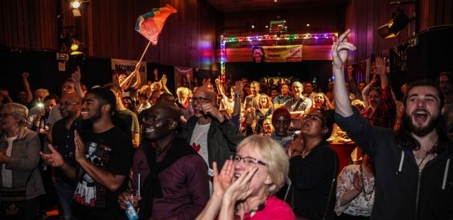 Une victoire d'une gauche populaire d'opposition radicale est possible : la preuve en Belgique