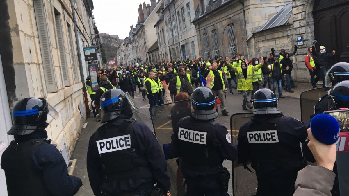 Gilets jaunes à Besançon : “78 blessés depuis le début du mouvement” dénonce une intersyndicale