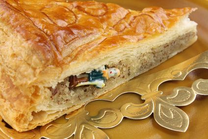 Épiphanie : d'où vient la tradition de la fève dans la galette des rois? -  La Voix du Nord