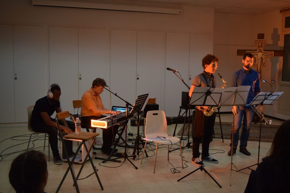 Soirée cabaret animée par Pierre Contat et ses amis
