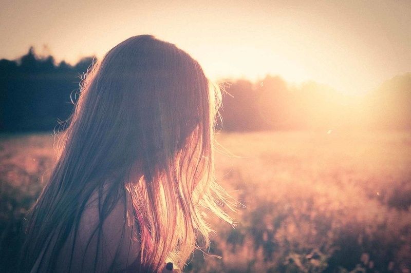 petite fille au soleil