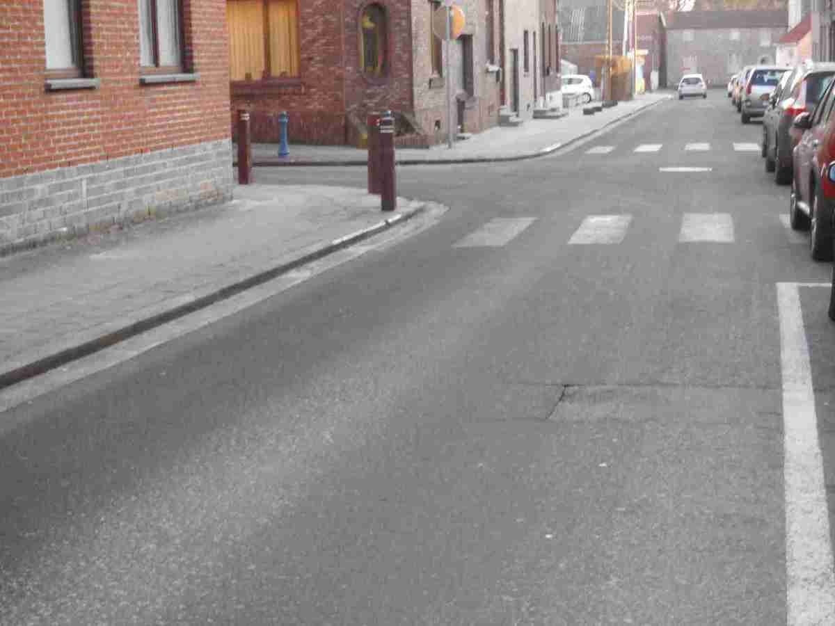 5 interpellations orales du mandataire libéral social Bruno VANHEMELRYCK (DéFI) formulées lors de la réunion du conseil communal chapellois du 29.02.2016