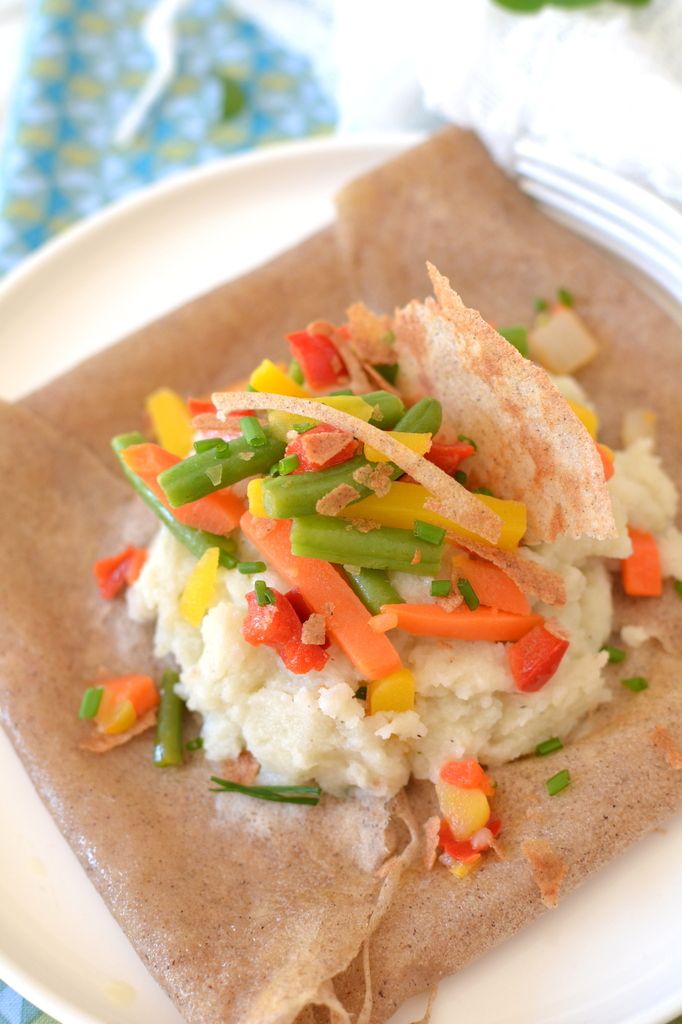 Crêpes de blé noir croustillantes ~ Purée de chou-fleur à la muscade et petits légumes croquants { Promo &amp; cadeau Toupargel }