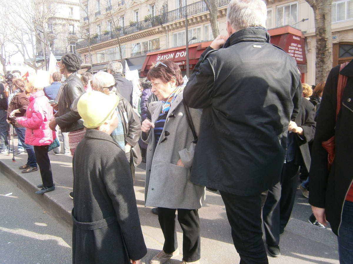 Arlette Laguiller avec Hélène Zanier