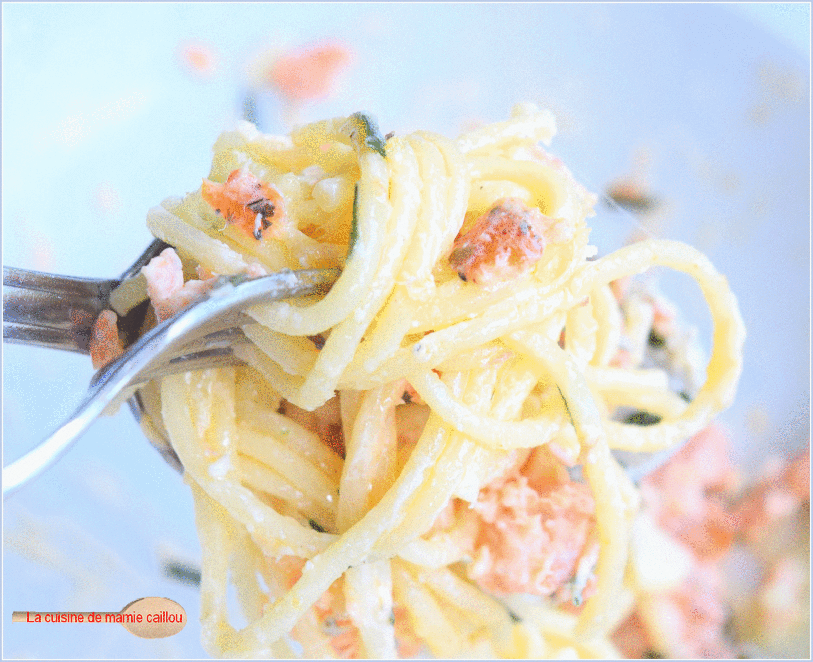 Spaghetti à la truite fumée...fumée maison, il va s'en dire ! - LA CUISINE  DE MAMIE CAILLOU