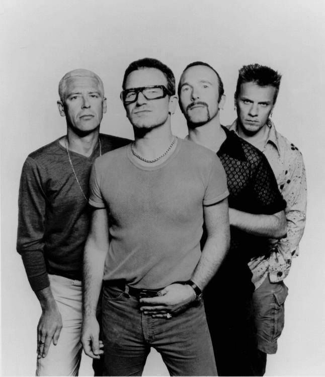 u2 staring at the sun u2 staring at the sun