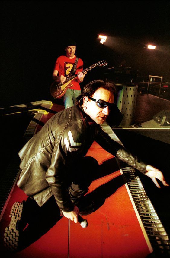 U2 -Elevation Tour -26/07/2001 -Vienne -Autriche -Stadthalle #1