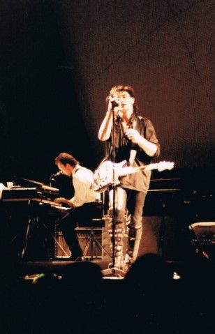 U2 -Unforgettable Fire Tour -20/10/1984 -Toulouse -France -Palais Des Sports 