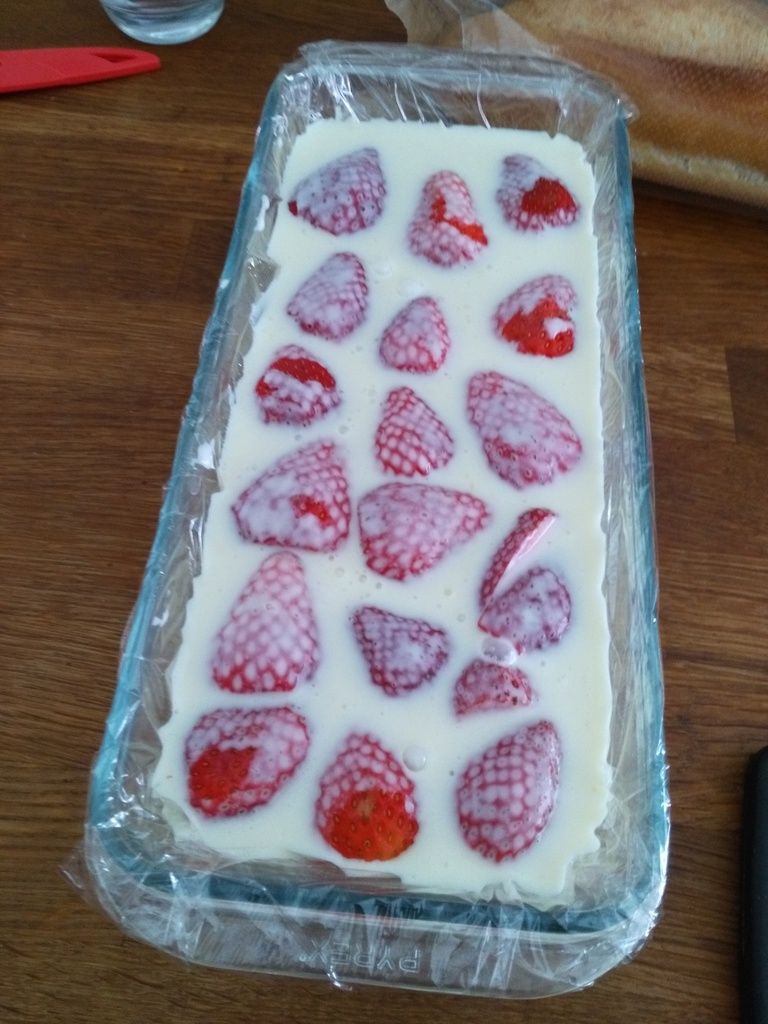 Terrine chocolat blanc et fraises Les Pâtisseries de Manon