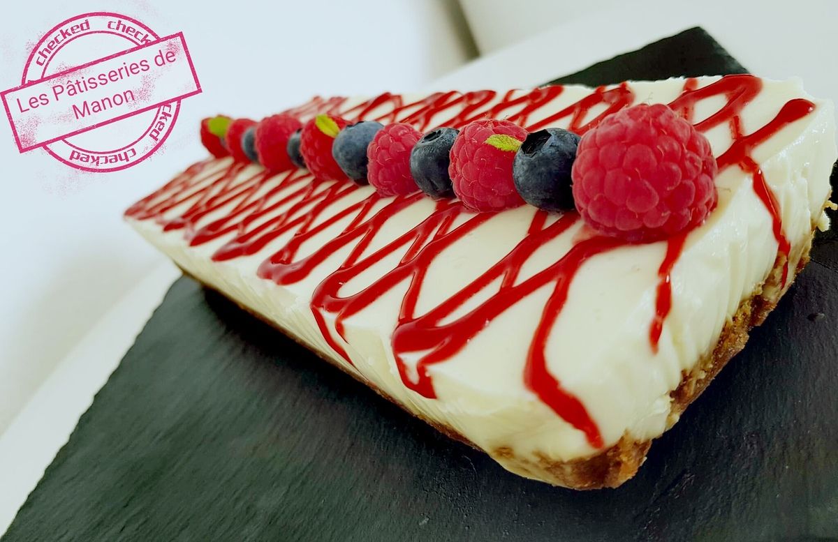 Terrine chocolat blanc biscuit spéculoos et coulis de framboises Les