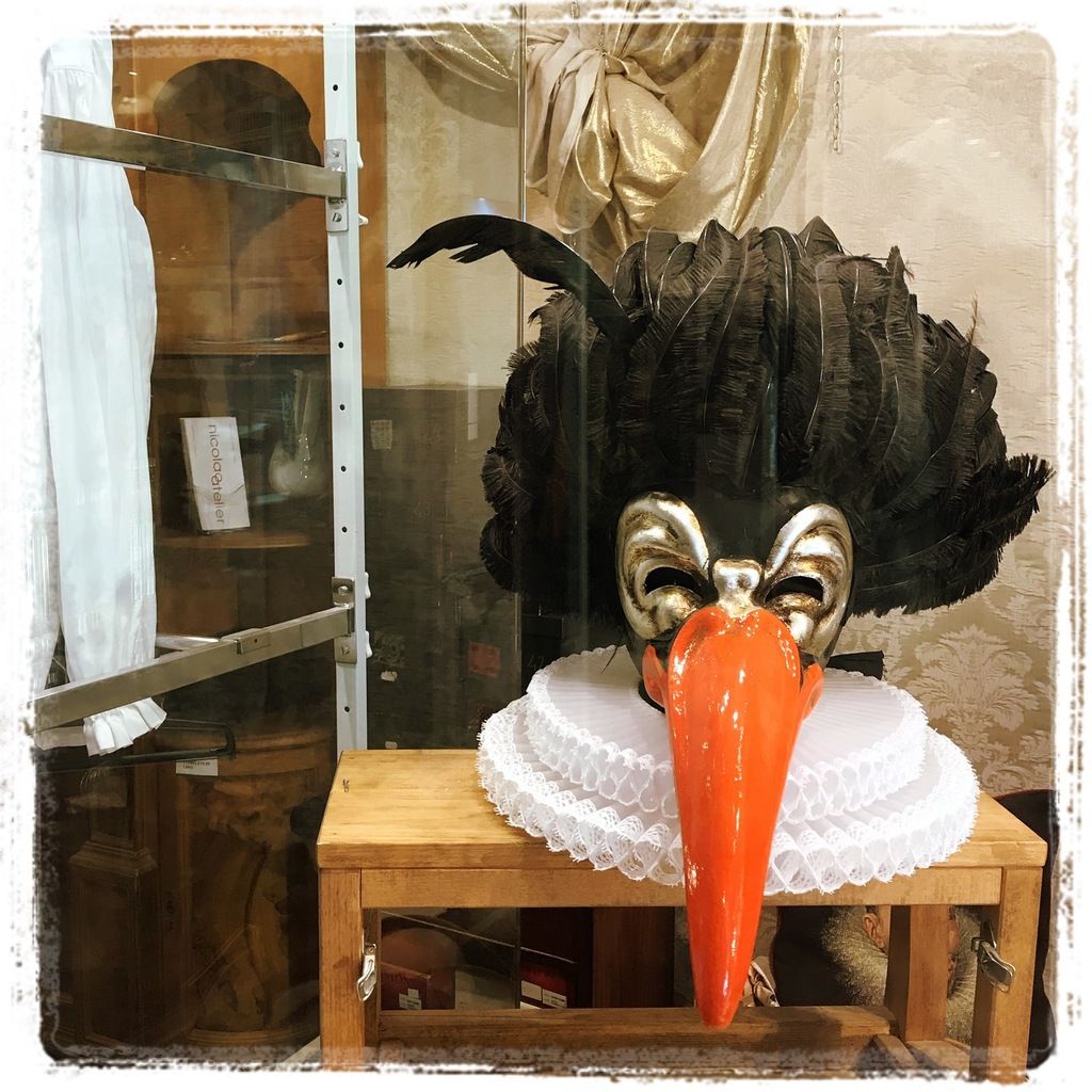 Les Metamorphoses De Vivant Roman I Synopsis Sommaire Et Prologue Thierry Guinhut Litteratures Com