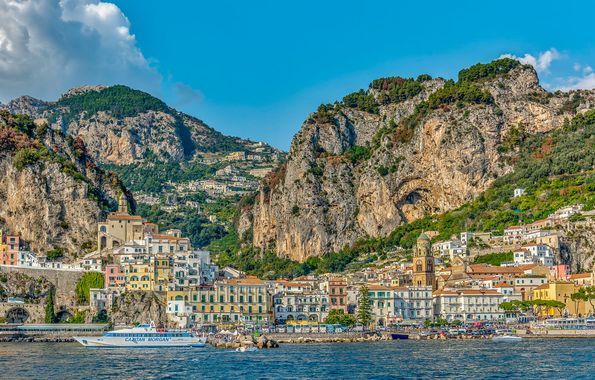 SALERNE-Région de Campanie-ITALIE. "La Cité Hippocratique" - J. Barthet ,  blog personnel.