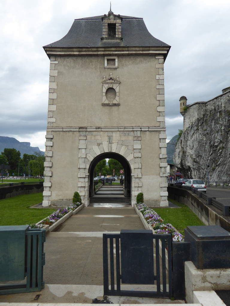 Grenoble, Porte de France - La vie à Montbonnot-Saint-Martin