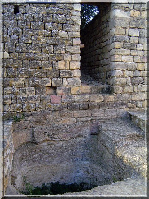 Diaporama château de GICON à Chusclan