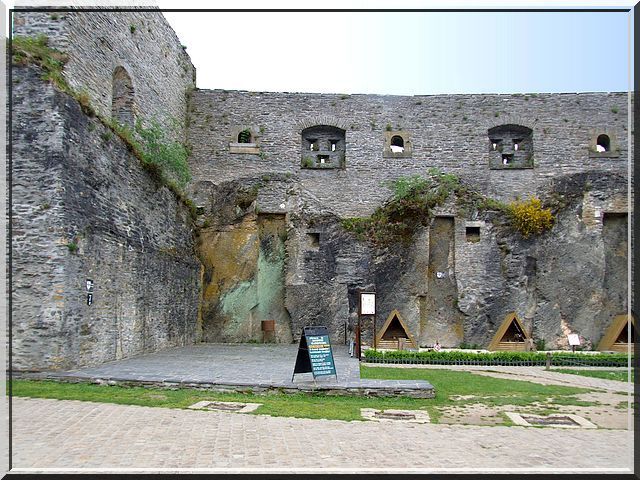 Belgique Ch teau de BOUILLON Ch teau f odal et ruine m di vale