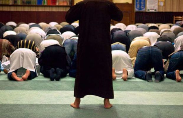 Ramadan : la venue de centaines d'imams étrangers préoccupe