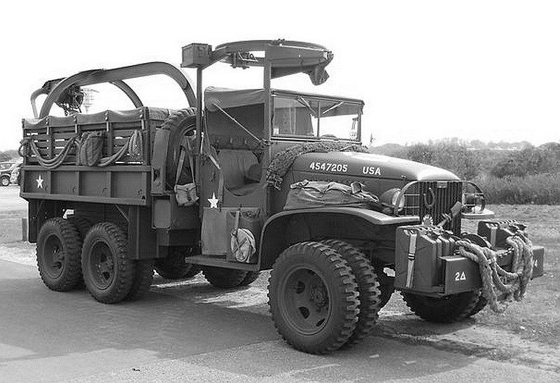 Modif : GMC CCKW 353 roues avant jumelées sur base Solido (par Hervé CH) -